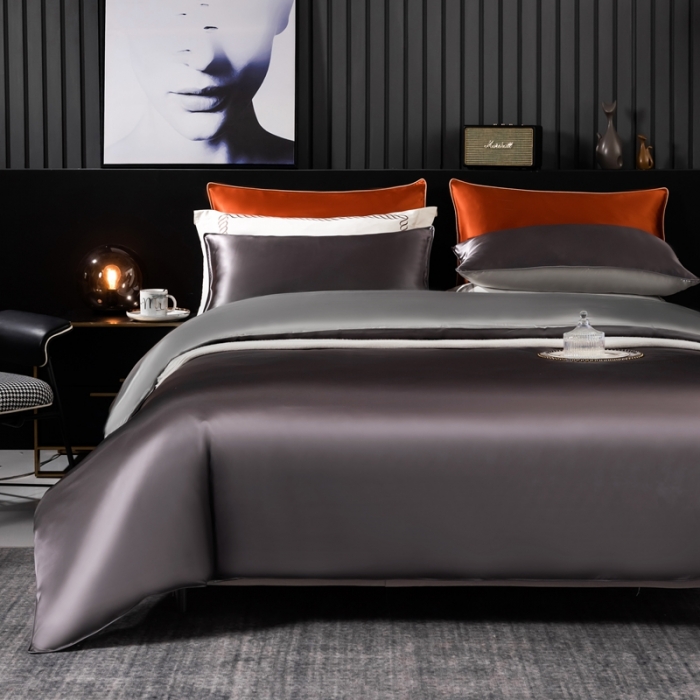 91家纺网 家纺一手货源 找家纺 雅韵诗 2023新款简约款真丝素色双拼四件套 炭火灰拼银灰