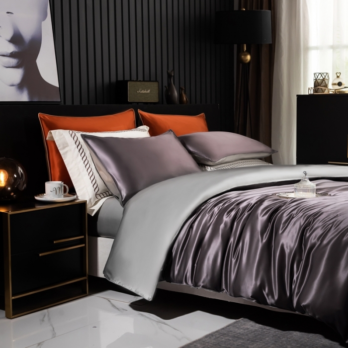 91家纺网 家纺一手货源 找家纺 雅韵诗 2023新款简约款真丝素色双拼四件套 炭火灰拼银灰