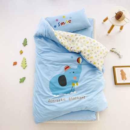 91家纺网 家纺一手货源 找家纺 A类全棉数码台板印花儿童幼儿园被子三件套午睡六件套 天天象上