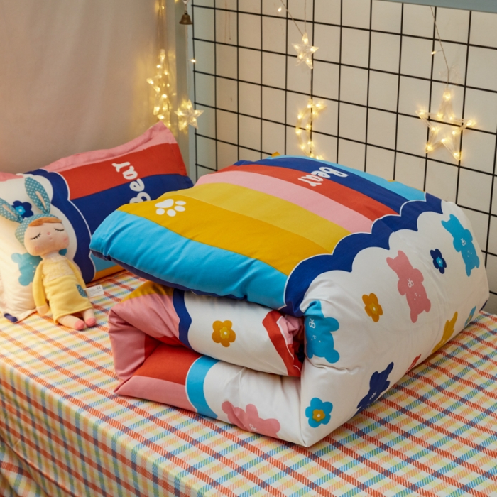 91家纺网 家纺一手货源 找家纺 乐居坊 2021芦荟棉花型宿舍床彩虹Q Q熊