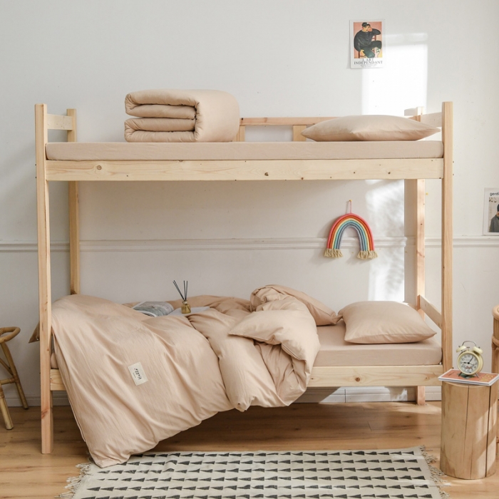 91家纺网 家纺一手货源 找家纺 恋人优选新款全棉色织水洗棉学生三件套 米色