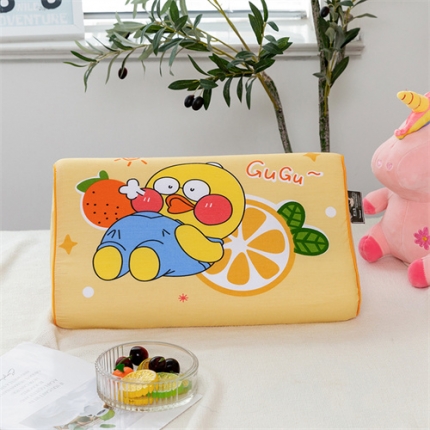 91家纺网 家纺一手货源 找家纺 其乐枕芯 全棉A类儿童乳胶记忆枕芯 护颈枕头