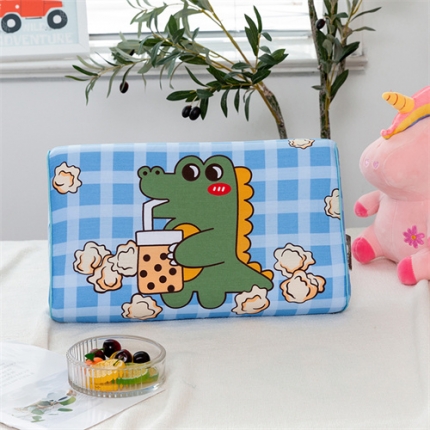 91家纺网 家纺一手货源 找家纺 其乐枕芯 全棉A类儿童乳胶记忆枕芯 护颈枕头