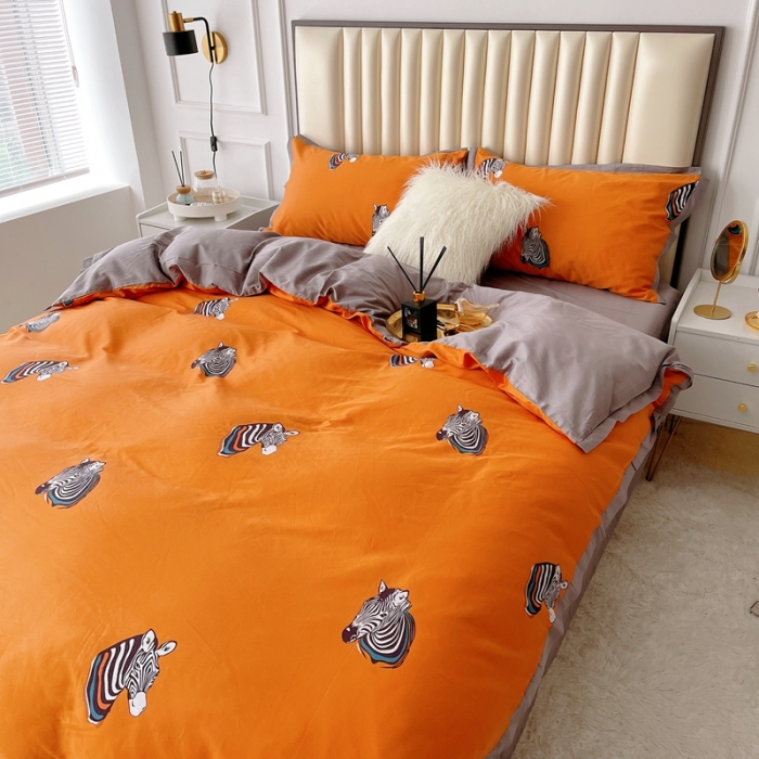 91家纺网 家纺一手货源 找家纺 蘭菲 2023新款60支贡缎长绒棉印花美式花卉四件套斑马踪迹