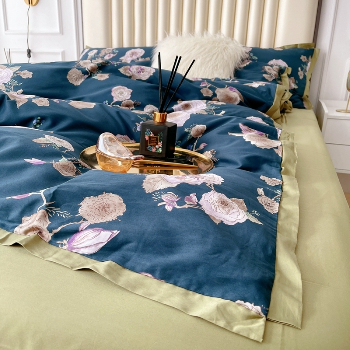 91家纺网 家纺一手货源 找家纺 蘭菲 新款60支贡缎长绒棉印花美式花卉四件套水韵江南深蓝