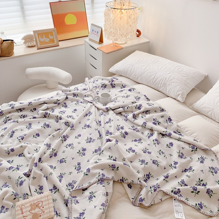 91家纺网 家纺一手货源 找家纺 澳萝拉2021新款小清新牛奶绒双层盖毯毛毯法莱绒雪花绒小浪漫