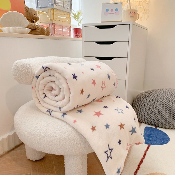 91家纺网 家纺一手货源 找家纺 澳萝拉2021新款小清新牛奶绒双层盖毯毛毯法莱绒雪花绒星星集