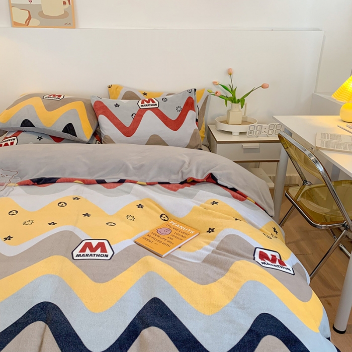 91家纺网 家纺一手货源 找家纺 澳萝拉2021高克重卡通清新牛奶绒四件套水晶法莱绒 慢生活