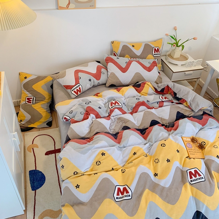 91家纺网 家纺一手货源 找家纺 澳萝拉2021高克重卡通清新牛奶绒四件套水晶法莱绒 慢生活