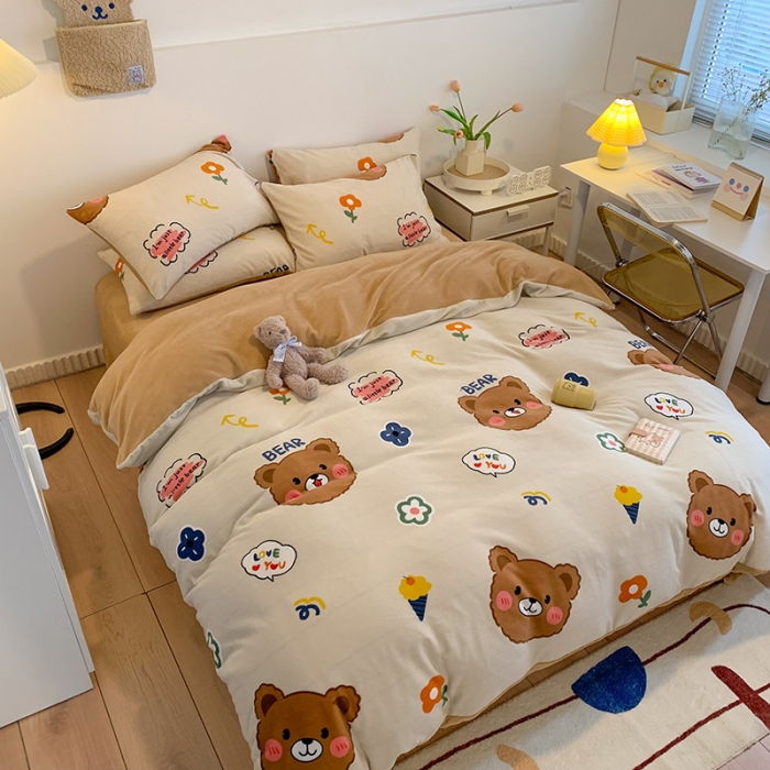 91家纺网 家纺一手货源 找家纺 澳萝拉2021高克重卡通清新牛奶绒四件套水晶法莱绒 奶油熊