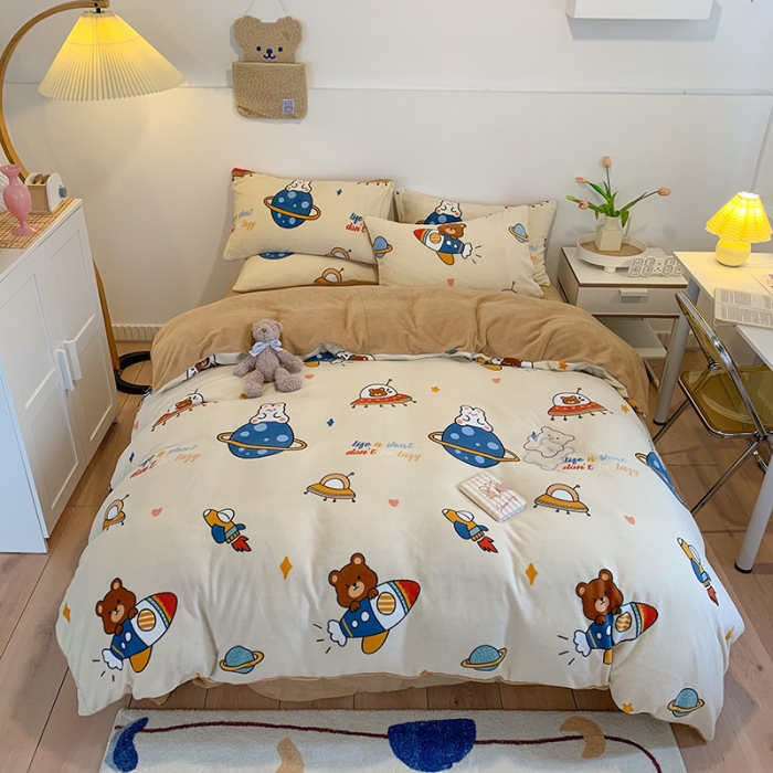 91家纺网 家纺一手货源 找家纺 澳萝拉2021高克重卡通清新牛奶绒四件套水晶法莱绒星际幻想白