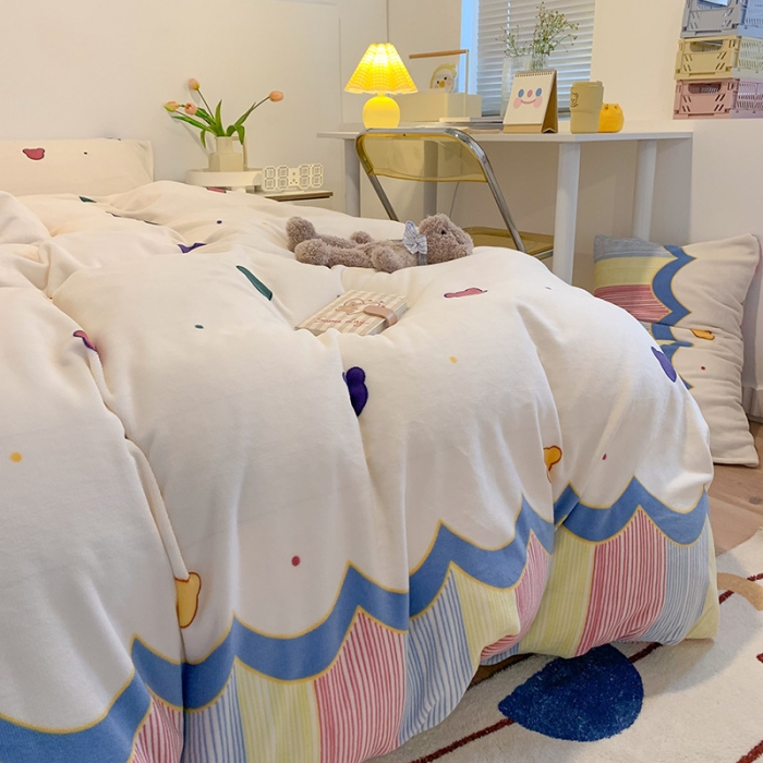 91家纺网 家纺一手货源 找家纺 澳萝拉2021高克重卡通清新牛奶绒四件套水晶法莱绒 少女心