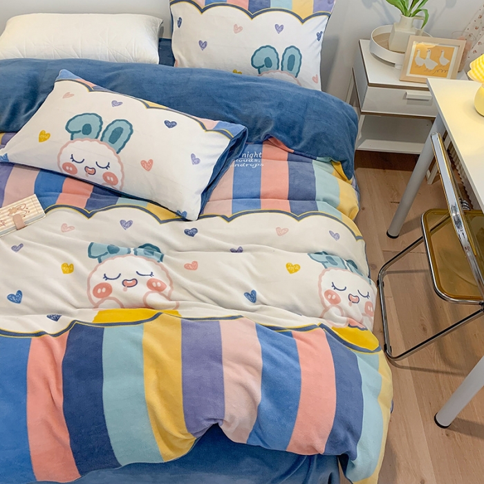 91家纺网 家纺一手货源 找家纺 澳萝拉2021高克重卡通清新牛奶绒四件套水晶法莱绒 淘淘兔