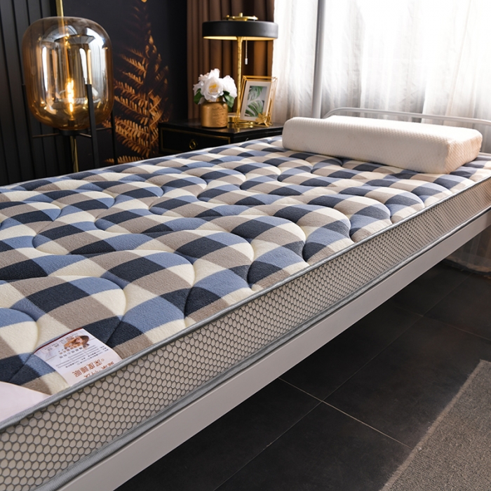91家纺网 家纺一手货源 找家纺 亿丁点床垫 2021新款法莱绒针织立体床垫法莱绒方格小床