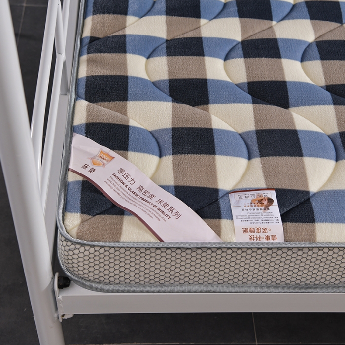 91家纺网 家纺一手货源 找家纺 亿丁点床垫 2021新款法莱绒针织立体床垫法莱绒方格小床