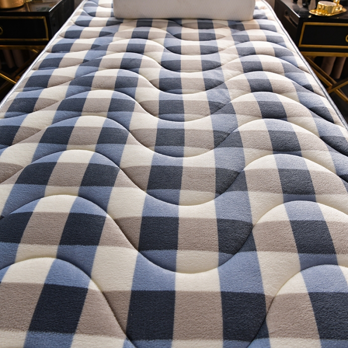 91家纺网 家纺一手货源 找家纺 亿丁点床垫 2021新款法莱绒针织立体床垫法莱绒方格小床