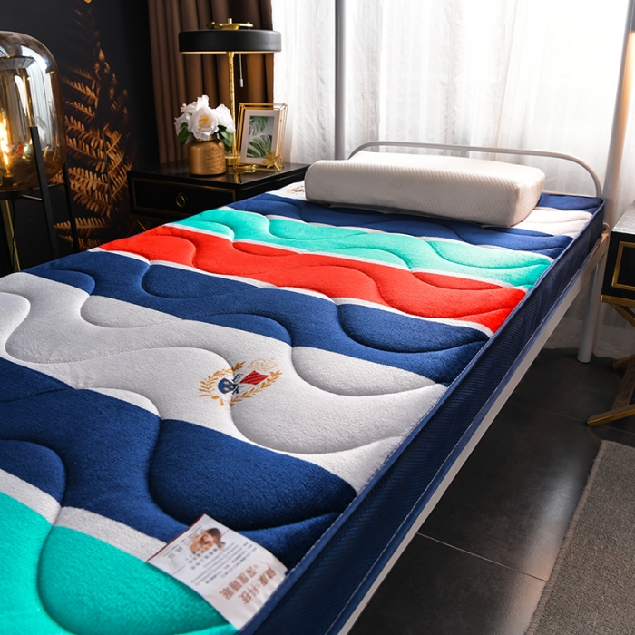 91家纺网 家纺一手货源 找家纺 亿丁点床垫2021新款法莱绒针织立体床垫法莱绒极 致简约小床