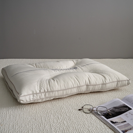 91家纺网 家纺一手货源 找家纺 赛格时代家居 枕芯 艾草助眠枕 枕头