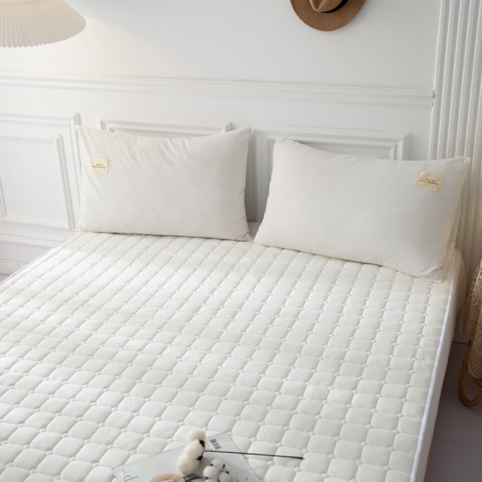 91家纺网 家纺一手货源 找家纺 卡伦家纺 2025新款全棉色织水洗棉床笠 白色