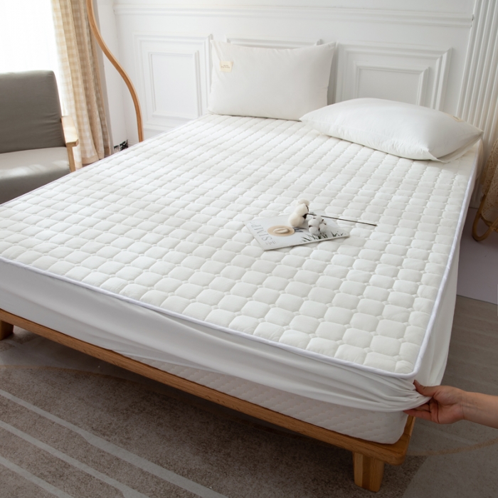 91家纺网 家纺一手货源 找家纺 卡伦家纺 2025新款全棉色织水洗棉床笠 白色