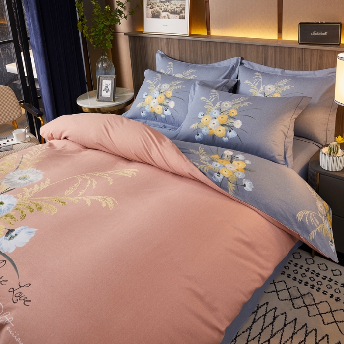 91家纺网 家纺一手货源 找家纺 芊寻家居 2024新款全棉大版磨毛四件套 花涛香海