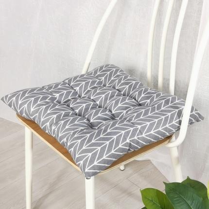 91家纺网 家纺一手货源 找家纺 （总）李帅家居新款棉麻坐垫椅子垫批发沙发垫定制屁股垫馒头垫屁垫