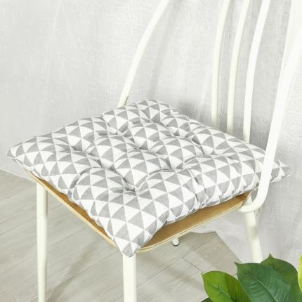 91家纺网 家纺一手货源 找家纺 （总）李帅家居新款棉麻坐垫椅子垫批发沙发垫定制屁股垫馒头垫屁垫