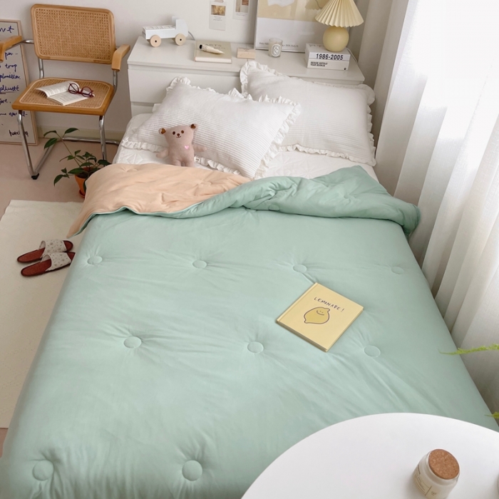 91家纺网 家纺一手货源 找家纺 星期八 2021新款马卡龙大豆针织春秋被冬被 豆绿卡其