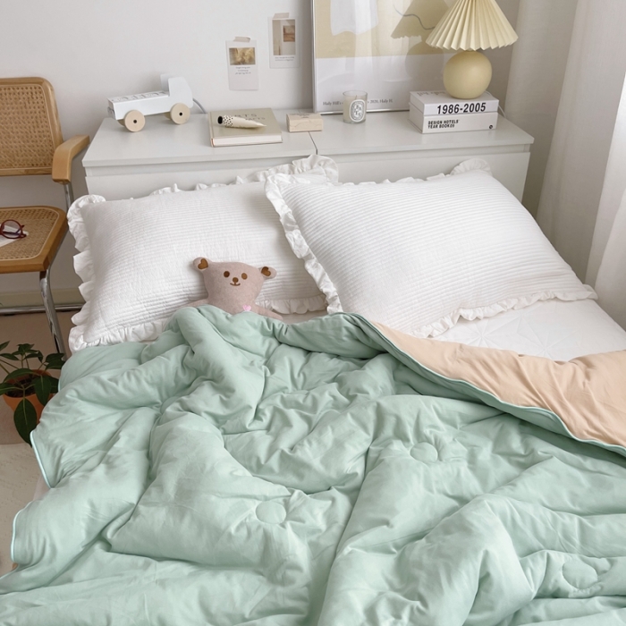 91家纺网 家纺一手货源 找家纺 星期八 2021新款马卡龙大豆针织春秋被冬被 豆绿卡其