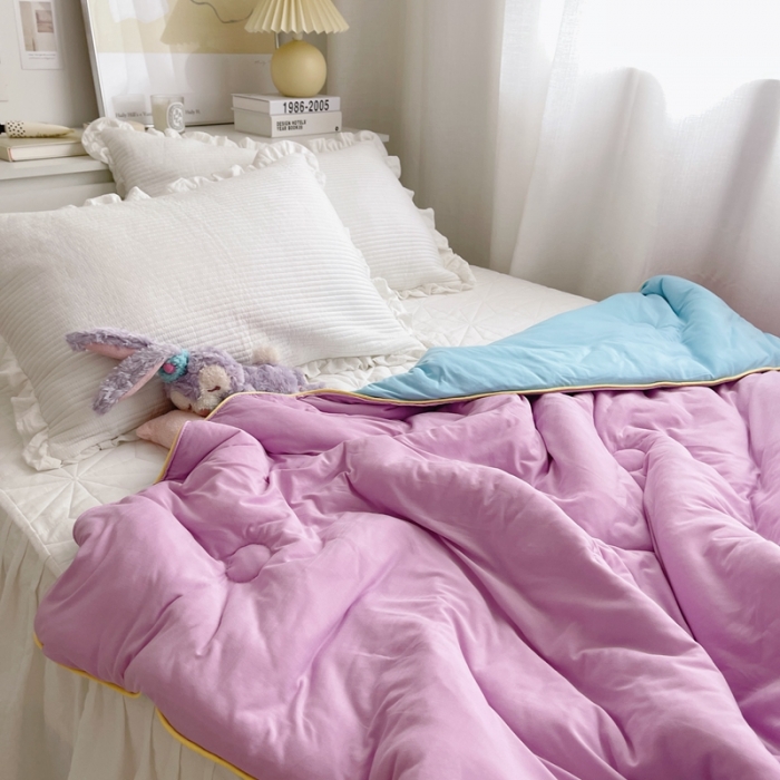 91家纺网 家纺一手货源 找家纺 星期八 2021新款马卡龙大豆针织春秋被冬被 粉紫蓝