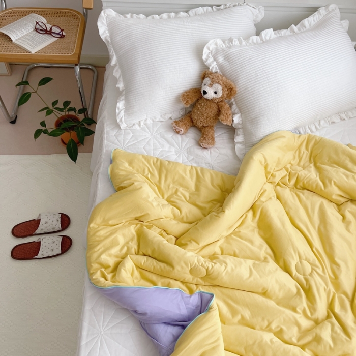 91家纺网 家纺一手货源 找家纺 星期八 2021新款马卡龙大豆针织春秋被冬被 黄紫