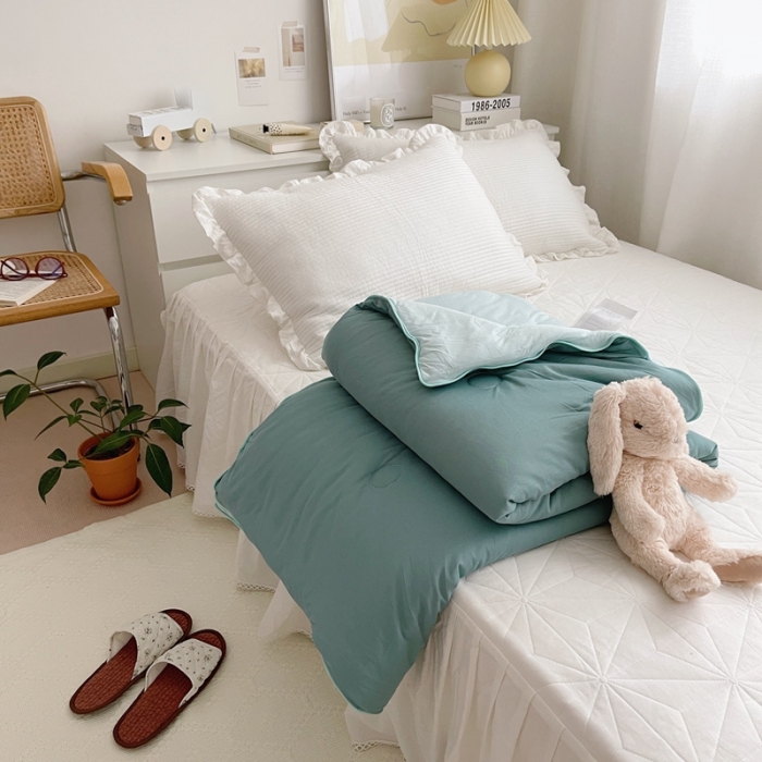 91家纺网 家纺一手货源 找家纺 星期八 2021新款马卡龙大豆针织春秋被冬被 深豆绿浅豆绿