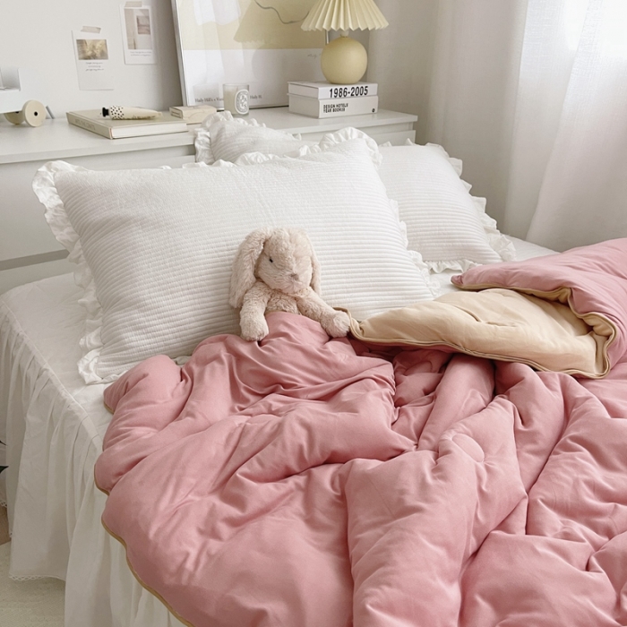 91家纺网 家纺一手货源 找家纺 星期八 2021新款马卡龙大豆针织春秋被冬被 深粉浅粉