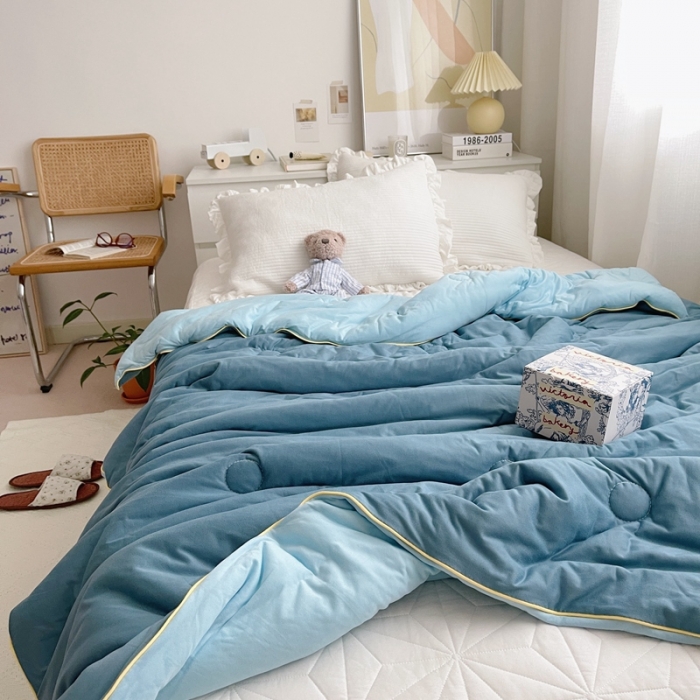 91家纺网 家纺一手货源 找家纺 星期八 2021新款马卡龙大豆针织春秋被冬被 深蓝浅蓝