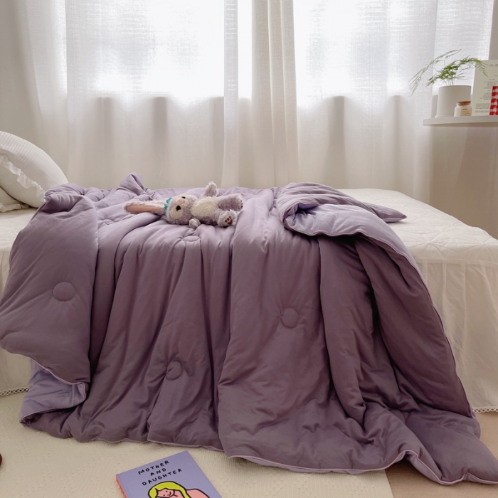 91家纺网 家纺一手货源 找家纺 星期八 2021新款马卡龙大豆针织春秋被冬被 深紫浅紫