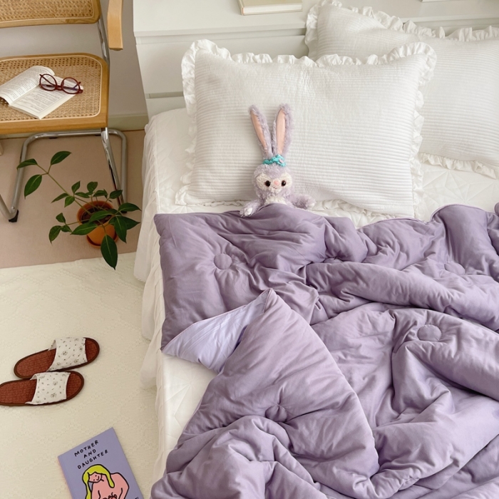 91家纺网 家纺一手货源 找家纺 星期八 2021新款马卡龙大豆针织春秋被冬被 深紫浅紫