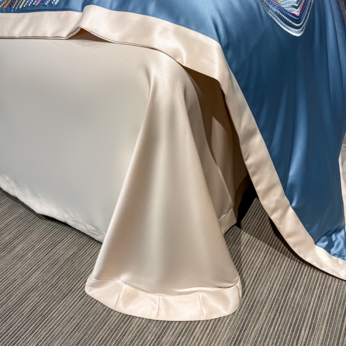 91家纺网 家纺一手货源 找家纺 宅家居 2024新款臻品真丝B版纯棉米莱四件套 米莱-宾利蓝