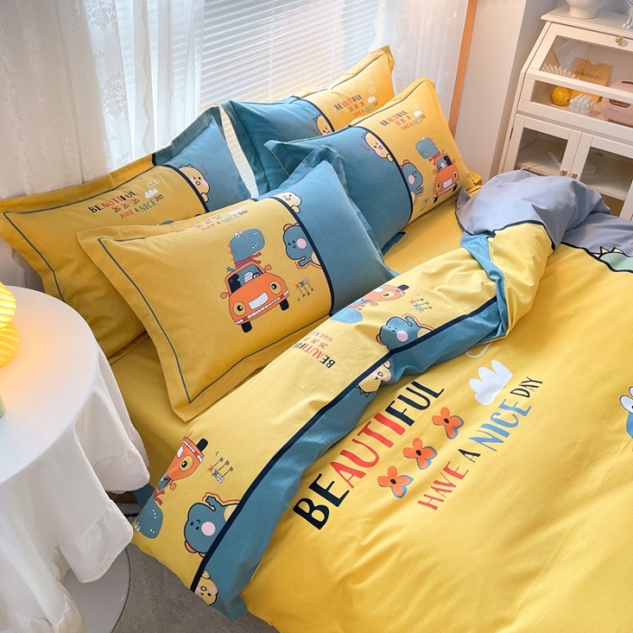 91家纺网 家纺一手货源 找家纺 金爱家 2021新款大版磨毛卡通系列四件套 欢乐伙伴