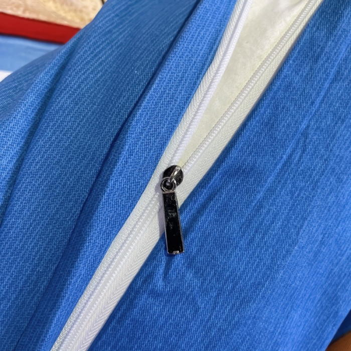 91家纺网 家纺一手货源 找家纺 金爱家 2021新款大版磨毛卡通系列四件套 快乐熊