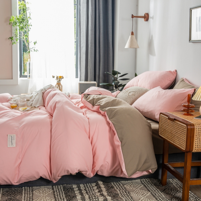 91家纺网 家纺一手货源 找家纺 漫仙阁 2024年新款纯色双拼学生三件套四件套  粉色+卡其