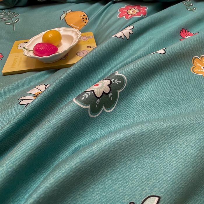 91家纺网 家纺一手货源 找家纺 艾裙海床笠 2025新款乐卡棉亲肤韩版小清新四件套微微花海