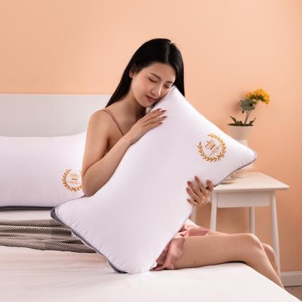 91家纺网 家纺一手货源 找家纺 （总）梦叶草立体磨毛绗缝绗绣枕芯可水洗促销枕头