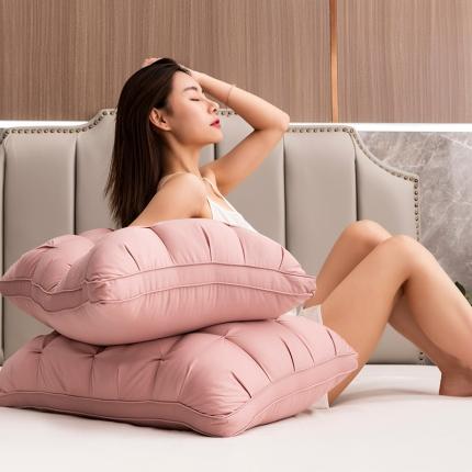 91家纺网 家纺一手货源 找家纺 （总）梦叶草 2021新款全棉贡缎扭花枕