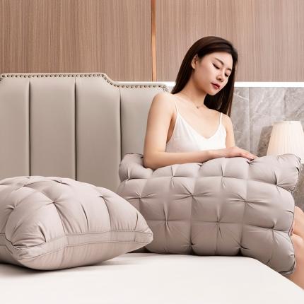 91家纺网 家纺一手货源 找家纺 （总）梦叶草 2021新款全棉贡缎扭花枕