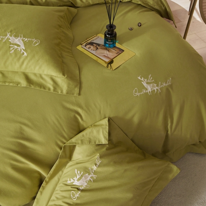 91家纺网 家纺一手货源 找家纺 威克凯丽2021新款秋冬绣花3221磨毛四件套奥兰多-豆绿