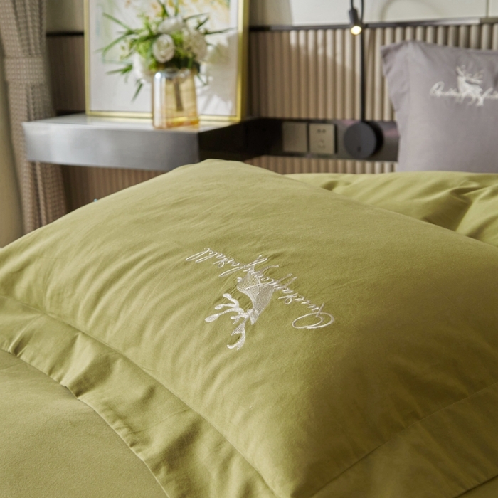 91家纺网 家纺一手货源 找家纺 威克凯丽2021新款秋冬绣花3221磨毛四件套奥兰多-豆绿