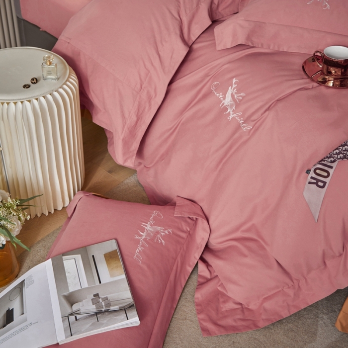 91家纺网 家纺一手货源 找家纺 威克凯丽2021新款秋冬绣花3221磨毛四件套奥兰多-红豆沙