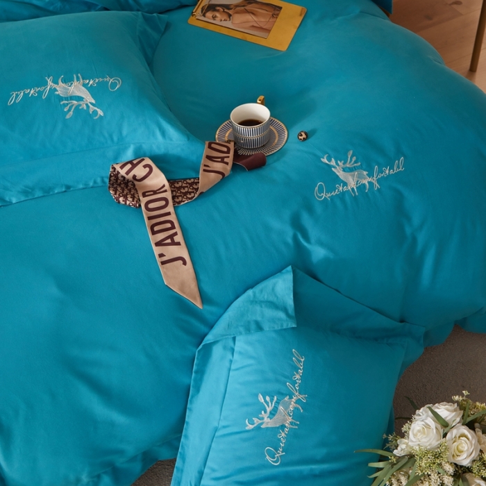 91家纺网 家纺一手货源 找家纺 威克凯丽2021新款秋冬绣花3221磨毛四件套奥兰多-湖蓝