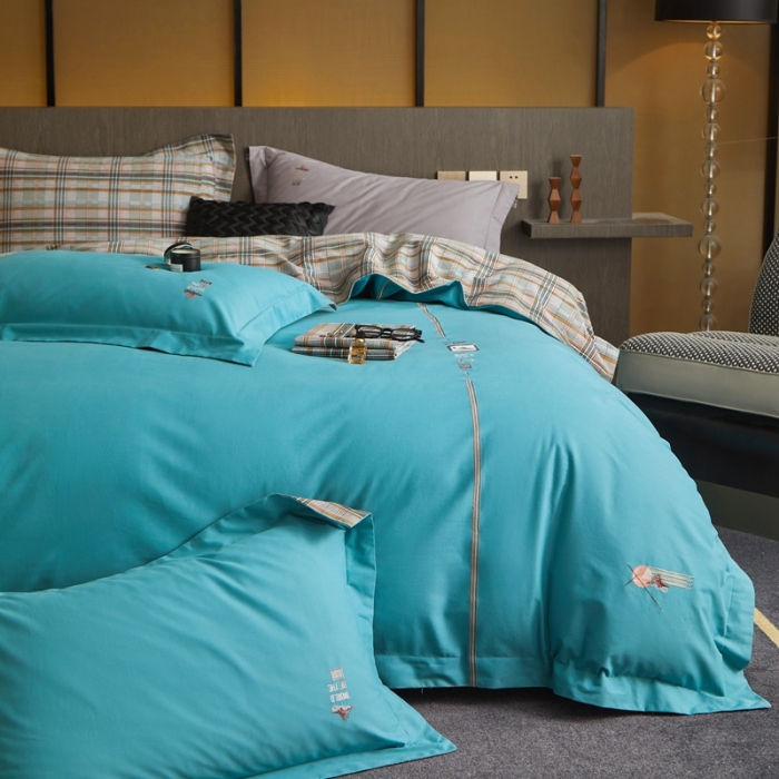 91家纺网 家纺一手货源 找家纺 威克凯丽 秋冬绣花3636磨毛四件套 梦幻天空-宝石蓝