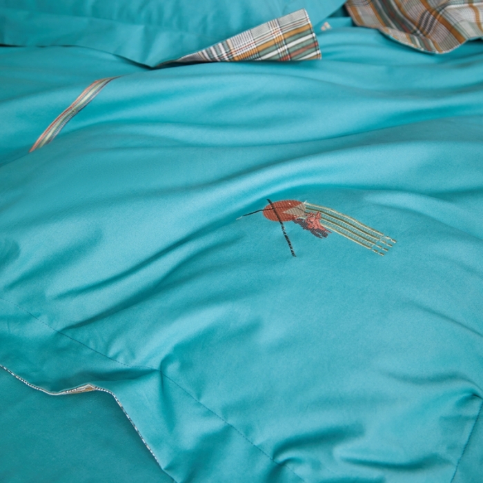 91家纺网 家纺一手货源 找家纺 威克凯丽 秋冬绣花3636磨毛四件套 梦幻天空-宝石蓝